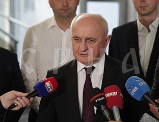 ЂОКИЋ: СРБИ САМО СЛОЖНИ МОГУ СИГУРНО ДА ГРАДЕ ТЕМЕЉЕ БУДУЋНОСТИ