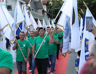 РАТНИ ПОКЛИЧИ ВЕТЕРАНА ТЗВ. АРМИЈЕ БиХ УЗНЕМИРИЛИ СРБЕ, ОДБОР ТРАЖИ РЕАКЦИЈУ ЕВРОПСКИХ ЗВАНИЧНИКА