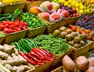 MOСКВА ПРОДУЖИЛА ЗАБРАНУ УВОЗА ХРАНЕ ИЗ БРОЈНИХ ЗЕМАЉА ДО 2028. ГОДИНЕ