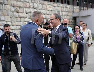 MACUT ARRIVES IN VIŠEGRAD, WELCOMED BY MINIĆ