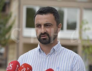 ШИБАРЕВИЋ: ГРАД ОНЕМОГУЋАВА ОТВАРАЊЕ ВРТИЋА У ПИСКАВИЦИ