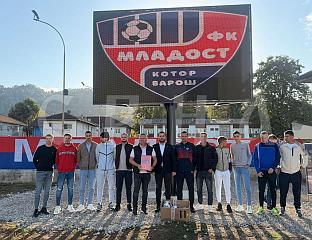 ИГОР ДОДИК И ЗЕЉКОВИЋ ОБЕЗБИЈЕДИЛИ ФК МЛАДОСТ НОВИ СЕМАФОР