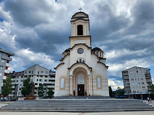 ПАТРИЈАРХ ПОРФИРИЈЕ ОСВЕШТАЋЕ 26. СЕПТЕМБРА САБОРНИ ХРАМ У ПАЛАМА
