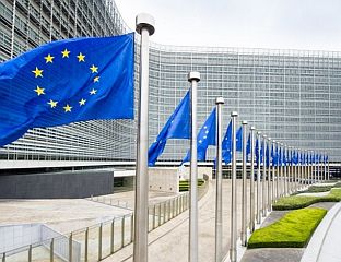 ЕВРОПСКА КОМИСИЈА: БИРОКРАТИЈА СЕ НЕЋЕ САМА СМАЊИТИ