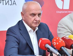 ЂОКИЋ: ЕКОНОМСКИ РАЗВОЈ СРПСКЕ КРОЗ НОВЕ ИНВЕСТИЦИЈЕ