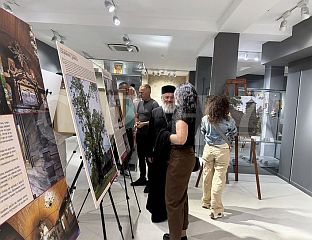 У МУЗЕЈУ ЖИТОМИСЛИЋ ОТВОРЕНА ИЗЛОЖБА О ЦРКВАМА БРВНАРАМА ПОТКОЗАРЈА