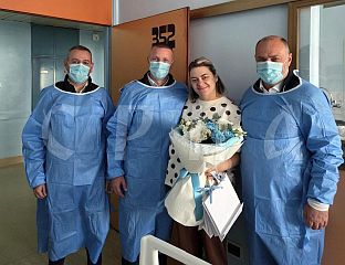 НАЧЕЛНИК ВИШЕГРАДА ПОСЈЕТИО СУГРАЂАНКУ КОЈА ЈЕ РОДИЛА ТРОЈКЕ