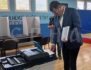 БОЖОВИЋ ОЧЕКУЈЕ ПОБЈЕДУ КАНДИДАТА СДС-а