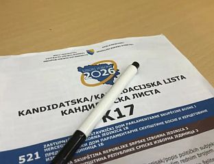ИСПУЊЕНИ ГЛАСАЧКИ ЛИСТИЋИ ПРОНАЂЕНИ У ОПШТИНСКОМ АУТОМОБИЛУ