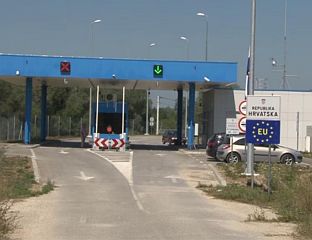 ОСАМ ГРАНИЧНИХ ПРЕЛАЗА СА ХРВАТСКОМ ПРОМИЈЕНИЛО СТАТУС