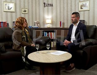 САЈИЋ: СРПСКА РАВНОПРАВАН ПАРТНЕР НА МЕЂУНАРОДНОМ ПЛАНУ