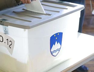 СЛОВЕНЦИ ОДБАЦИЛИ ЗАКОН О ПАРЛАМЕНТАРНОЈ ИСТРАЗИ И ПОДРЖАЛИ УКИДАЊЕ ТВ ПРЕТПЛАТЕ
