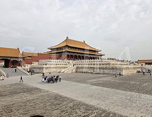 A JOURNEY INTO CHINA'S IMPERIAL PAST