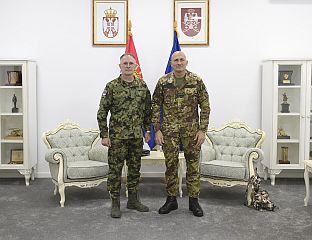 КФОР ДА ОСИГУРА БЕЗБЈЕДНО ОКРУЖЕЊЕ ЗА СРБЕ НА КОСОВУ И МЕТОХИЈИ