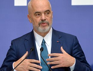РАМА ОДБИО ДА ПОДНЕСЕ ОСТАВКУ