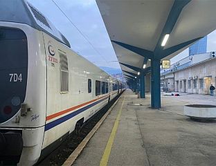 ПРЕТРЕСИ У "ЖЕЉЕЗНИЦАМА ФБиХ" И МИНИСТАРСТВУ ПРОМЕТА И КОМУНИКАЦИЈА
