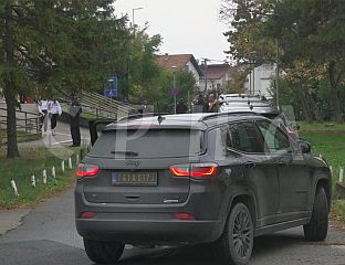 ЦРОСЕТТО ВИСИТС ХЕЛИЦОПТЕР ЦРАСХ СИТЕ АНД ИНЈУРЕД СОЛДИЕРС АТ БРЧКО ХОСПИТАЛ