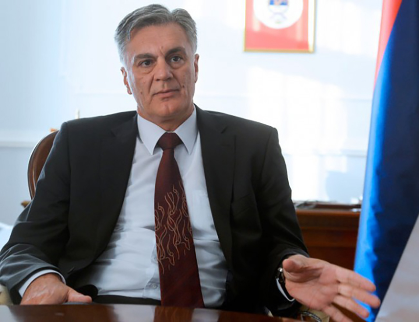 BANJA LUKA, JUNE 14 /SRNA/ - The Minister of Internal Affairs of Republika Srpska Siniša Karan said that the war-mongering statement of the Minister of Defense in the Council of Ministers of Bosnia and Herzegovina Zukan Helez about the abolition of Srpska goes in the direction of the competent prosecutor's office ex officio initiating criminal proceedings for the overthrow of the constitutional order of Bosnia and Herzegovina.