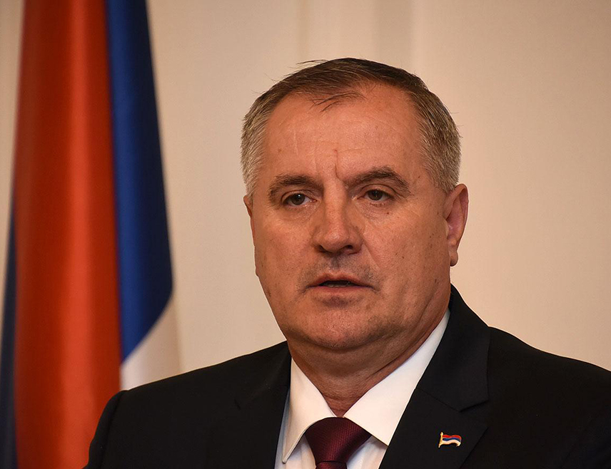 MILIĆI, JUNE 22 /SRNA/ - Republika Srpska Prime Minister Radovan Višković tells SRNA that the 1992 corridor breakthrough, which connected the western and eastern Srpska and opened the way to Serbia, was a historic victory of the Republika Srpska Army as it brought salvation to the Serb people in Krajina who were in a complete blockade.
