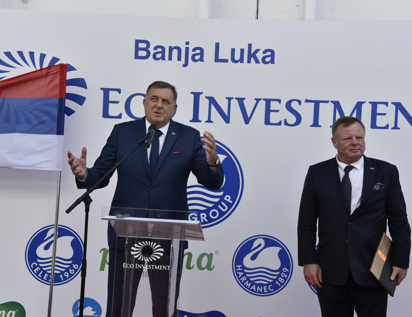 BANJA LUKA, SEPTEMBER 26 /SRNA/ - Republika Srpska President Milorad Dodik has said that the SHP Group, which includes the Banja Luka-based SHP Celex, plans to make an investment next year worth around 150 million euros, which will be one of the largest investments in the real sector in this region.