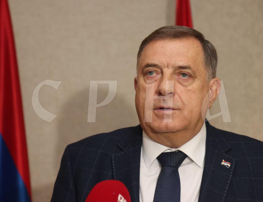 EAST SARAJEVO, OCTOBER 16 /SRNA/ - Republika Srpska President Milorad Dodik says the former Bosniak leader in BiH Alija Izetbegović is an unconvicted war criminal whose legacy all political representatives of Bosniaks in BiH follow, i.s.s they do not accept the Dayton-based Bih with the rights the peoples and entities are entitled to.