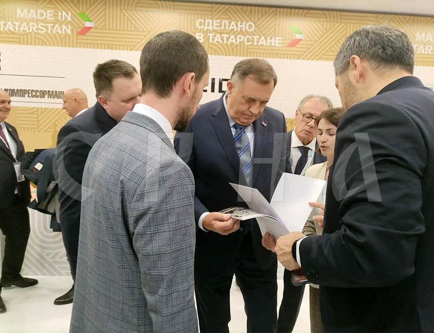 KAZAN, OCTOBER 20 /SRNA/ - Republika Srpska President Milorad Dodik emphasized today in Kazan that Srpska should not miss the opportunities for cooperation in various sectors offered by Tatarstan.