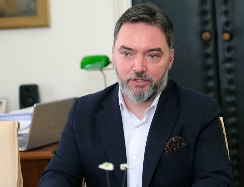 SARAJEVO, OCTOBER 28 /SRNA/ - Deputy Chairman of the Council of Ministers Staša Košarac has said that representatives of the "troika" daily prove that they are players of U.S. Ambassador Michael Murphy, Christian Schmidt, and certain Western embassies, whose demands they fulfill unquestioningly, all with the aim of harming Republika Srpska.