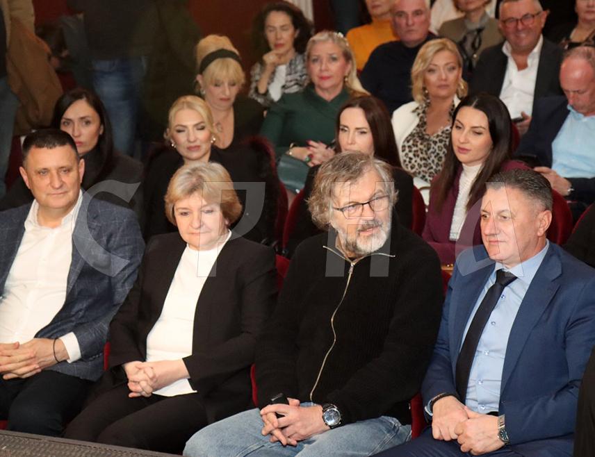 BANJA LUKA, NOVEMBER 17 /SRNA/ - The film "The People of Christ - Our Time" was screened in Banja Luka tonight, which, through the suffering of the Orthodox Church, clergy and the faithful in Ukraine, talks about the circumstances in which Orthodoxy finds itself today.