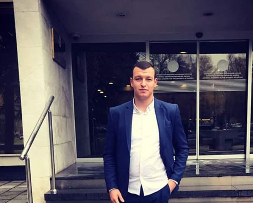 EAST SARAJEVO, DECEMBER 8 /SRNA/ - Political scientist Filip Matić believes that Aljbin Kurti, the Prime Minister of Priština provisional institutions, Denis Bećirović, a member of the BiH Presidency, and others like them are only "screws" in the grand strategy of creating a crisis that should destroy peace and lead to a new conflict on European soil, and perhaps the world wide.