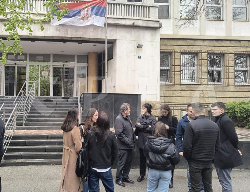 BELGRADE, MARCH 28 /SRNA/ - The trial of four Croatian military pilots, accused of killing ten civilians in a refugee convoy during the "Storm" operation, began today before the War Crimes Court, featuring heartbreaking testimonies from four survivors of the aerial attack on the Petrovac road.