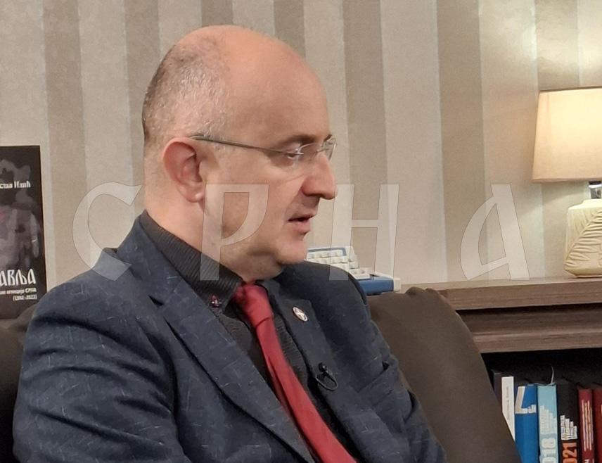 BANJA LUKA, MARCH 29 /SRNA/ - Head of the SNSD Deputies Club in the National Assembly of Republika Srpska, Srđan Mazalica, told SRNA that property is key for Srpska to be able to attract foreign investments, which is foreseen by the Constitution, but that the Bosniaks, with the help of Christian Schmidt are trying to problematize this issue and transfer competences to the BiH level.