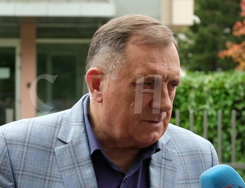 BELGRADE, APRIL 19 /SRNA/ - The President of Republika Srpska Milorad Dodik said that Republika Srpska would not deviate from the new constitution, nor from being part of the military alliance of Serbia and Hungary, and that a letter would be sent regarding this in the next few days.