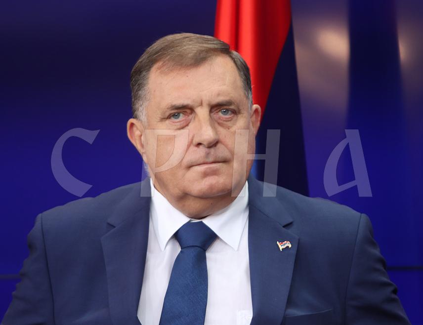 БАЊАЛУКА, 22. АПРИЛА /СРНА/ - Предсједник Републике Српске Милорад Додик обићи ће данас фабрику "Искра Тела Л" у Лакташима.
