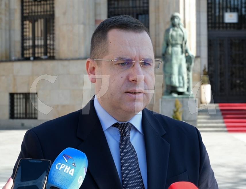 BANJA LUKA, APRIL 22 /SRNA/ - Republika Srpska opposition representatives prove daily that, in an unbreakable coalition with /Christian/ Schmidt, they are ready to put their own interests and the possibility of gaining personal privileges above the interests and rights of Republika Srpska, SNSD spokesman Radovan Kovačević pointed out.