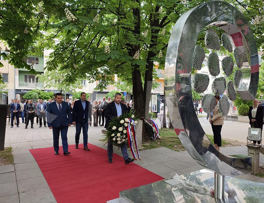 BANJA LUKA, APRIL 23 /SRNA/ - Republika Srpska National Assembly Speaker Nenad Stevandić has said today that the Serb culture of remembrance should be stronger than any evildoer, as in this way they remind those with an unclean conscience of the decision that caused the suffocation of 12 Banja Luka babies.