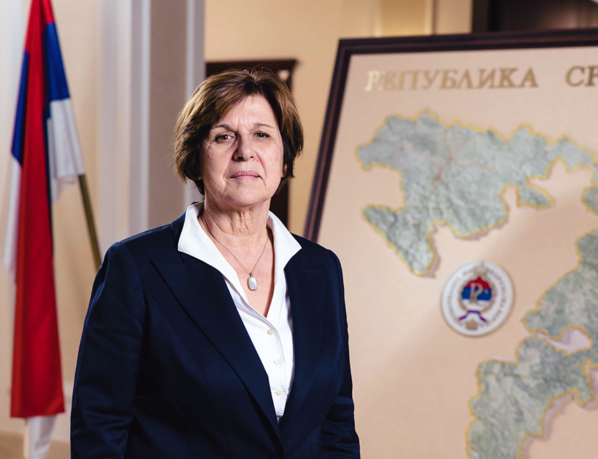 БАЊАЛУКА, 23. АПРИЛА /СРНА/ - Министар просвјете и културе Републике Српске Жељка Стојичић честитала је Свјетски дан књиге и ауторских права, те поручила да књиге треба да наставе да спајају, инспиришу и подстичу на размишљање.