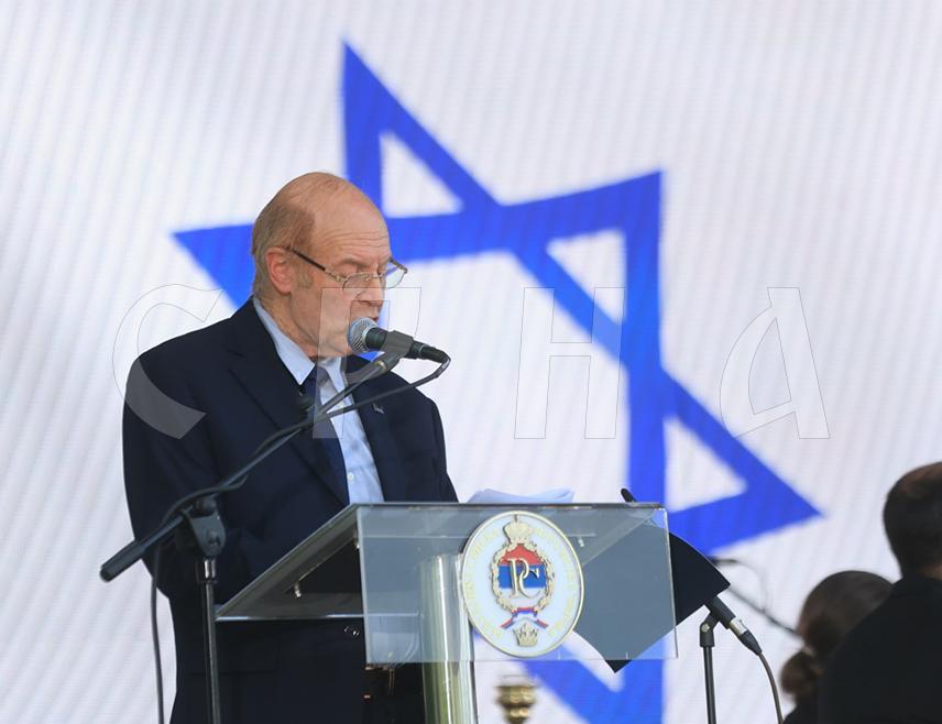 DONJA GRADINA, APRIL 27 /SRNA/ - Holocaust research expert Gideon Greif said at the execution site in Donja Gradina that such a dangerous regime as the Independent State of Croatia /NDH/ should never have existed, and that even today, dangers from the past continue to pose a threat, which must be opposed.