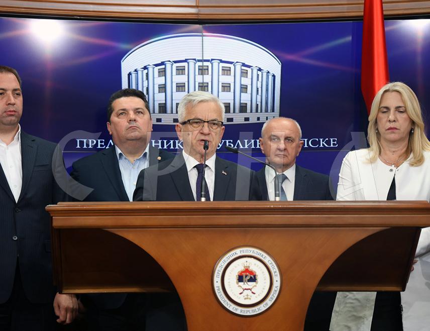 BANJA LUKA, April 29 /SRNA/ – The president of DEMOS Nedeljko Čubrilović stated that the coalition of ruling parties in Republika Srpska remains united and emphasized that solutions in BiH should be made by domestic politicians, as Republika Srpska has consistently advocated.