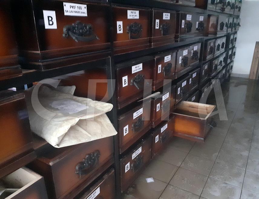ИСТОЧНО САРАЈЕВО, 2. МАЈА /СРНА/ - Организација породица заробљених и погинулих бораца и несталих цивила Источно Сарајево захвалила је општини Источно Ново Сарајево, јер је након недавног састанка промптно приступљено санацији стања у Спомен-костурници у Миљевићима.