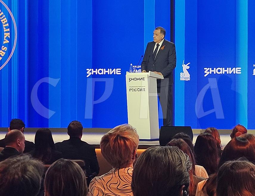 MOSCOW, May 8 /SRNA/ – The President of Republika Srpska, Milorad Dodik, stated that, like Russian President Vladimir Putin, he stands for the respect of the Dayton Peace Accords—a pact the West does not honor, just as it failed to uphold the Minsk agreements.