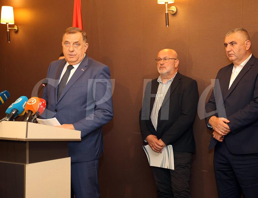 DOBOJ, MAY 14 /SRNA/ – The President of Republika Srpska Milorad Dodik stated that there is no security crisis in BiH, as some are trying to present, but rather an ongoing attempt to ensure the marginalization of the Serb and Croat peoples.