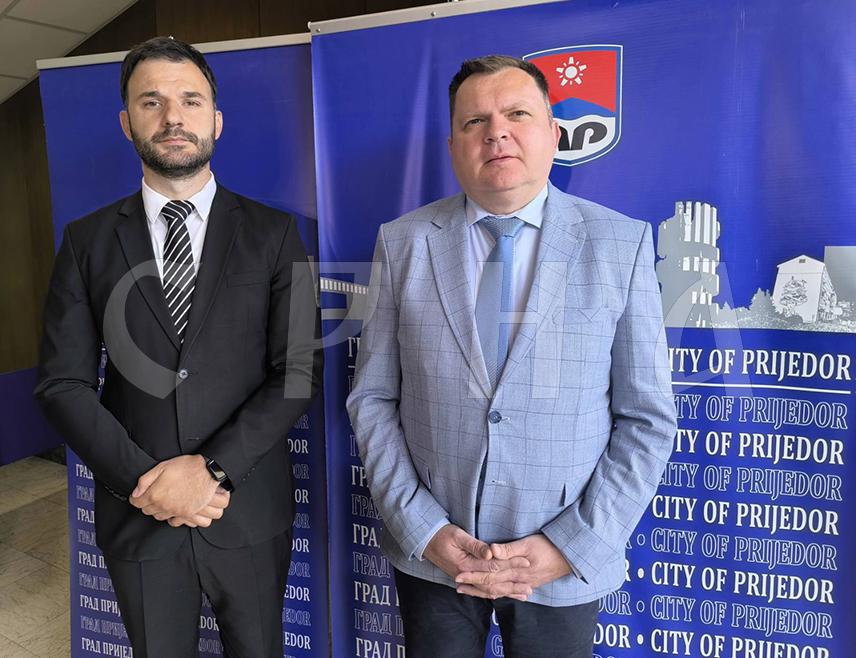 ПРИЈЕДОР, 16. МАЈА /СРНА/ - Министар за научнотехнолошки развој и високо образовање Републике Српске Жељко Будимир изјавио је данас да Приједор има посебан стратешки значај за Републику Српску, те да је Влада Републике Српске направила национални план за развој овог града и планирала милионске инвестиције.