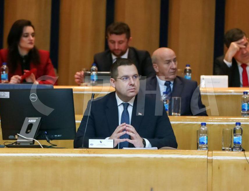 SARAJEVO, MAY 29 /SRNA/ - Serb member of the House of Peoples of the Parliamentary Assembly of BiH, Radovan Kovačević, said today in Sarajevo that there is a growing radicalization in attitudes toward the election winners in Republika Srpska, toward the majority representatives of the Serb people, who were elected by the Serb people and the citizens of Srpska to represent them.