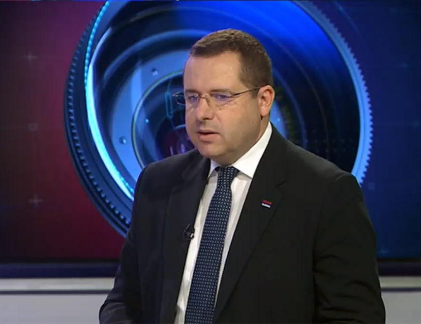 BANJA LUKA, JUNE 2 /SRNA/ – Serb delegate in the House of Peoples of the BiH Parliamentary Assembly Radovan Kovačević stated that national unity of the Serb people and all political parties, when it comes to the interests of Republika Srpska, must be above all divisions.