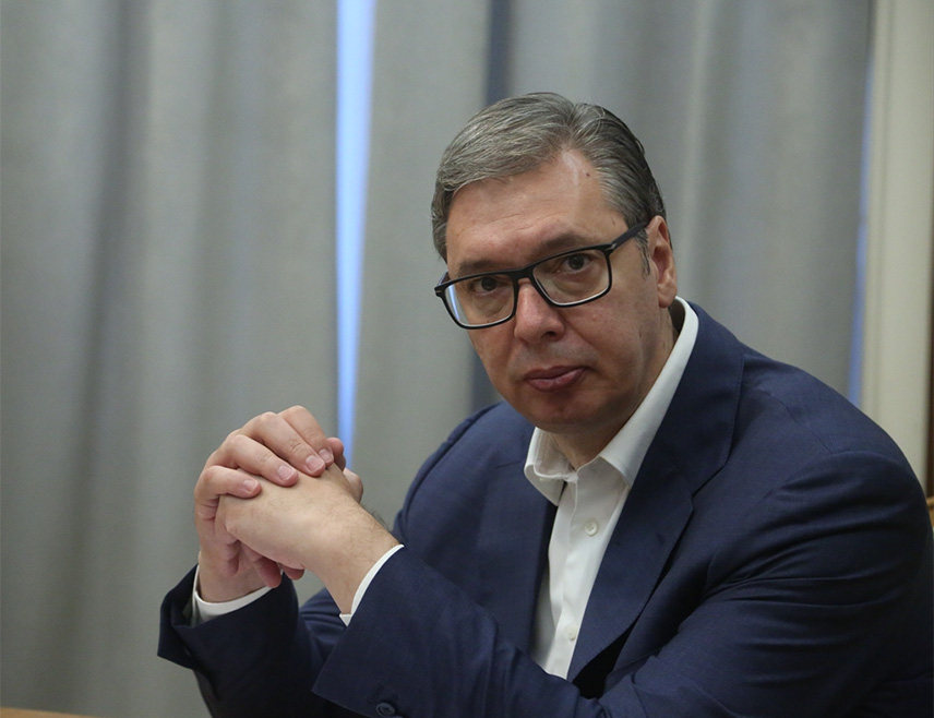 БЕОГРАД, 15. ЈУНА /СРНА/ - Предсједник Србије Александар Вучић поручио је да је Србија поново да добром путу и да ће побиједити.