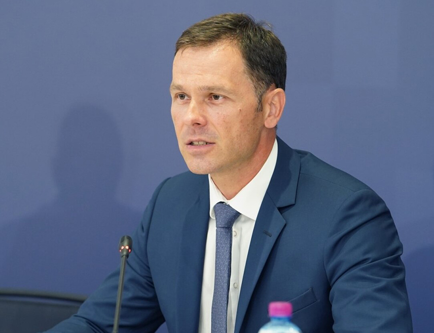 БЕОГРАД, 21. ЈУНА /СРНА/ - Министар финансија Србије Синиша Мали изјавио је данас да су овој земљи уплаћена прва средства ЕУ у износу од 51,6 милиона евра у оквиру претфинансирања из Плана раста за западни Балкан.