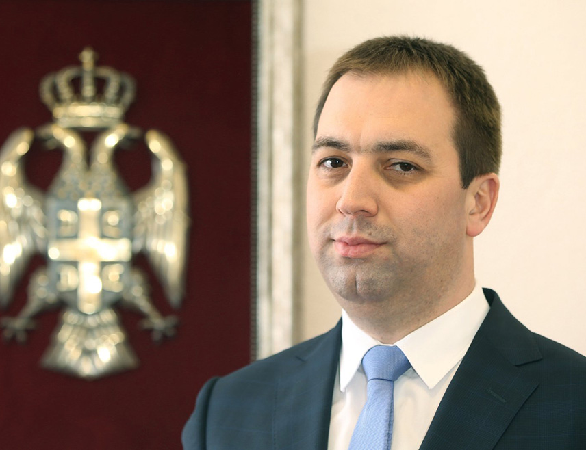 БАЊАЛУКА, 27. ЈУНА /СРНА/ - Предсједник Социјалистичке партије Српске /СПС/ Горан Селак је поводом Видовдана, највећег националног празника српског народа, упутио честитку свим Србима у Републици Српској, Србији и широм свијета, наглашавајући да то није обичан датум из календара, већ симбол борбе за вјеру, слободу и национално достојанство.