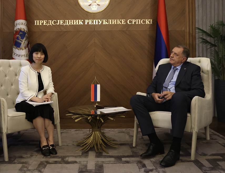 BANJA LUKA, JUNE 30 /SRNA/ - During the inaugural visit of the Chinese Ambassador to BiH, Li Fan, Republika Srpska President Milorad Dodik expressed gratitude to China for its principled stance on respecting international law and reaffirmed Srpska's commitment to strengthening friendship and enhancing overall cooperation.