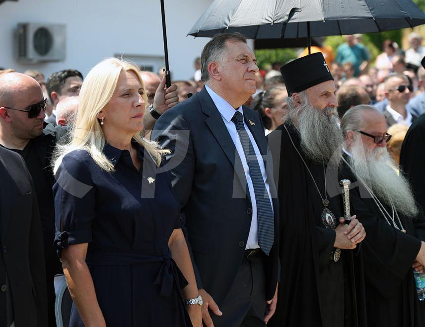 BRATUNAC, JULY 5 /SRNA/ – The Serb member and Chairwoman of the BiH Presidency, Željka Cvijanović, states it is Republika Srpska, Serbia, and all Serbs’ additional duty to even more loudly remind, point out, and testify about the suffering of Serb civilians in the central Podrinje and Birač regions, in order to rescue the innocent victims from oblivion and prevent such crimes from ever happening again to anyone.