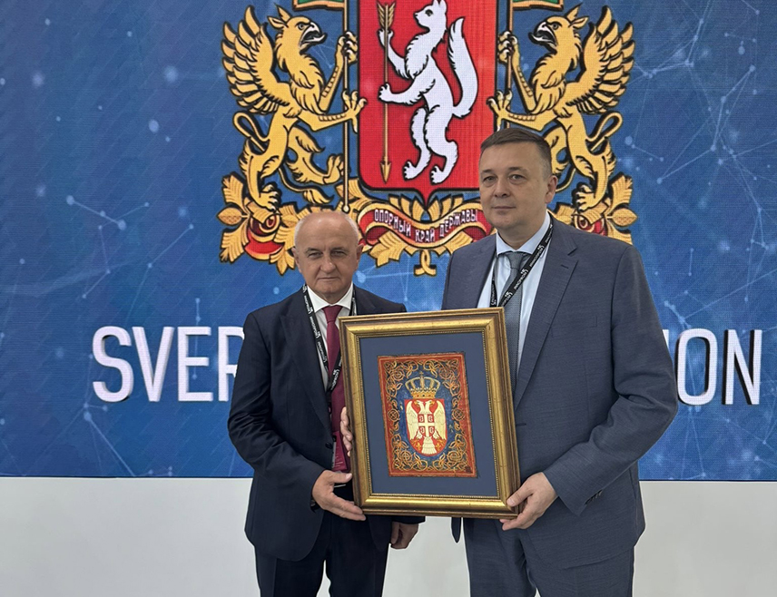 YEKATERINBURG, JULY 9 /SRNA/ - The Minister of Energy and Mining of Republika Srpska, Petar Đokić, and the Deputy Governor of the Sverdlovsk Region, Vasily Kozlov, signed today in Yekaterinburg a Memorandum of Understanding between the governments of Srpska and this Russian region, focusing on the advancement of industrial and energy activities, as well as overall economic cooperation, announced by the Ministry of Energy and Mining of Republika Srpska.